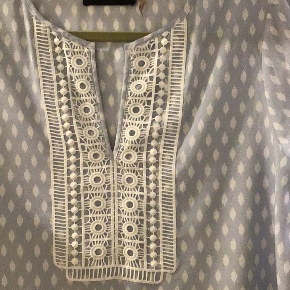 Ivanka Tump Light Blue and White Lace Front Blouse Size L - Picture 3 of 7